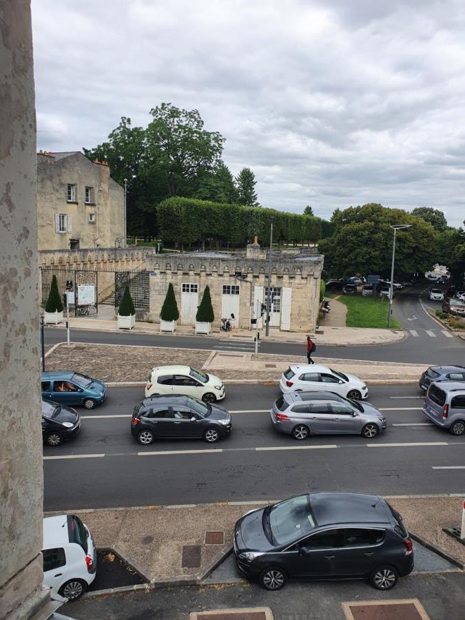 Le Loft De Blossac Lägenhet Poitiers Exteriör bild